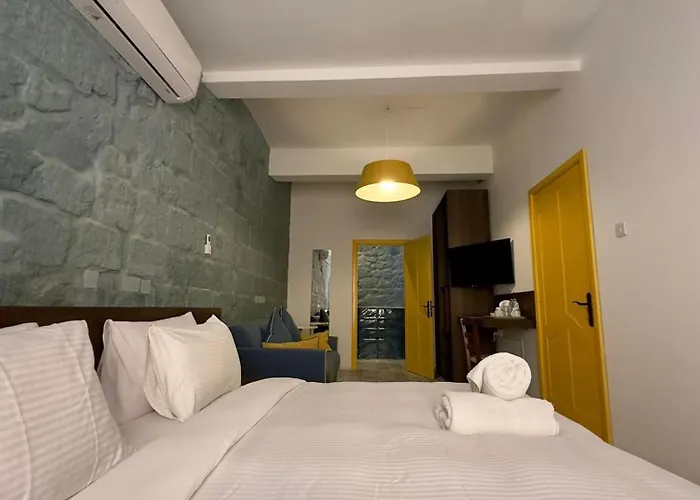 My Travel House